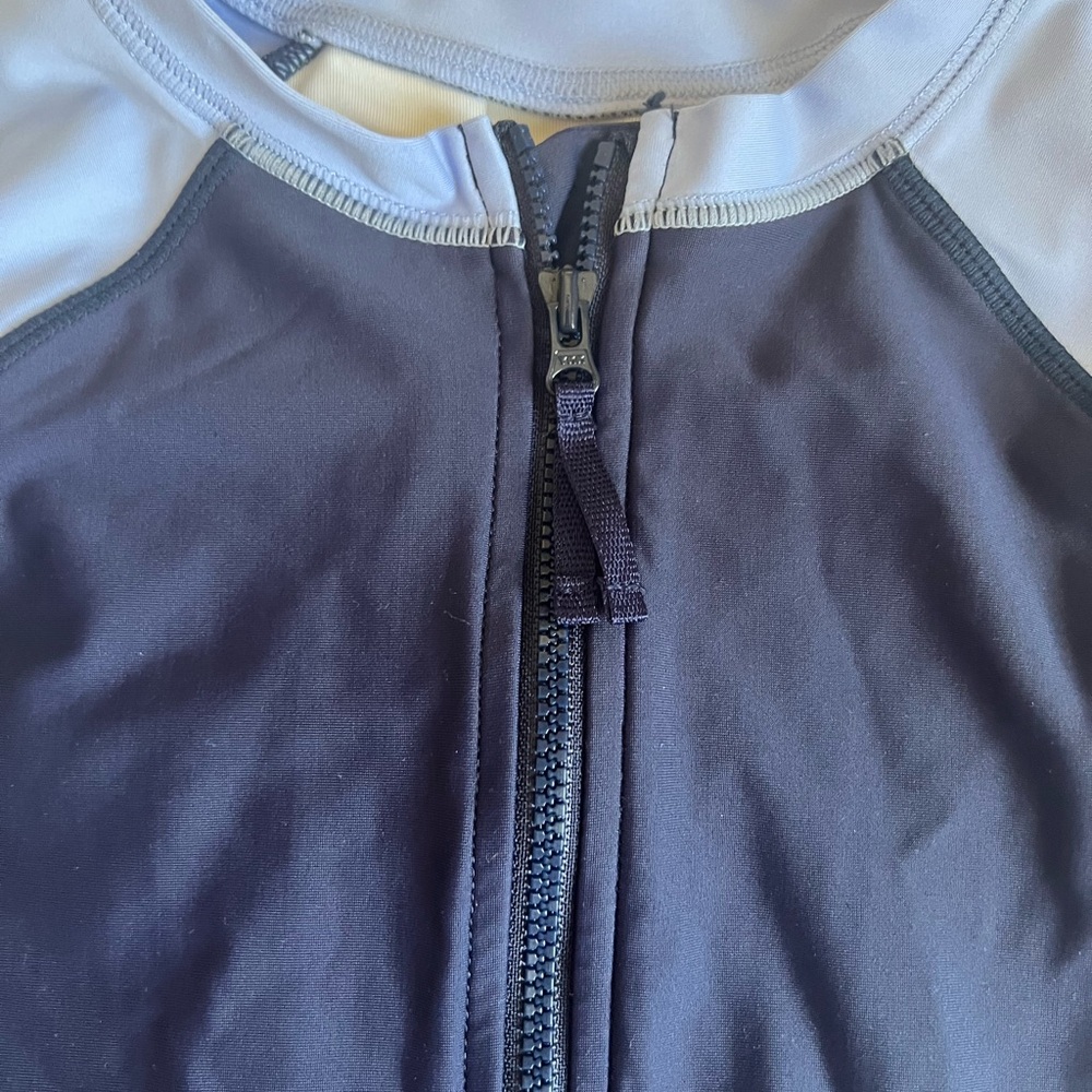 Girl’s Swimsuit Rashguard - Picture 3 of 5